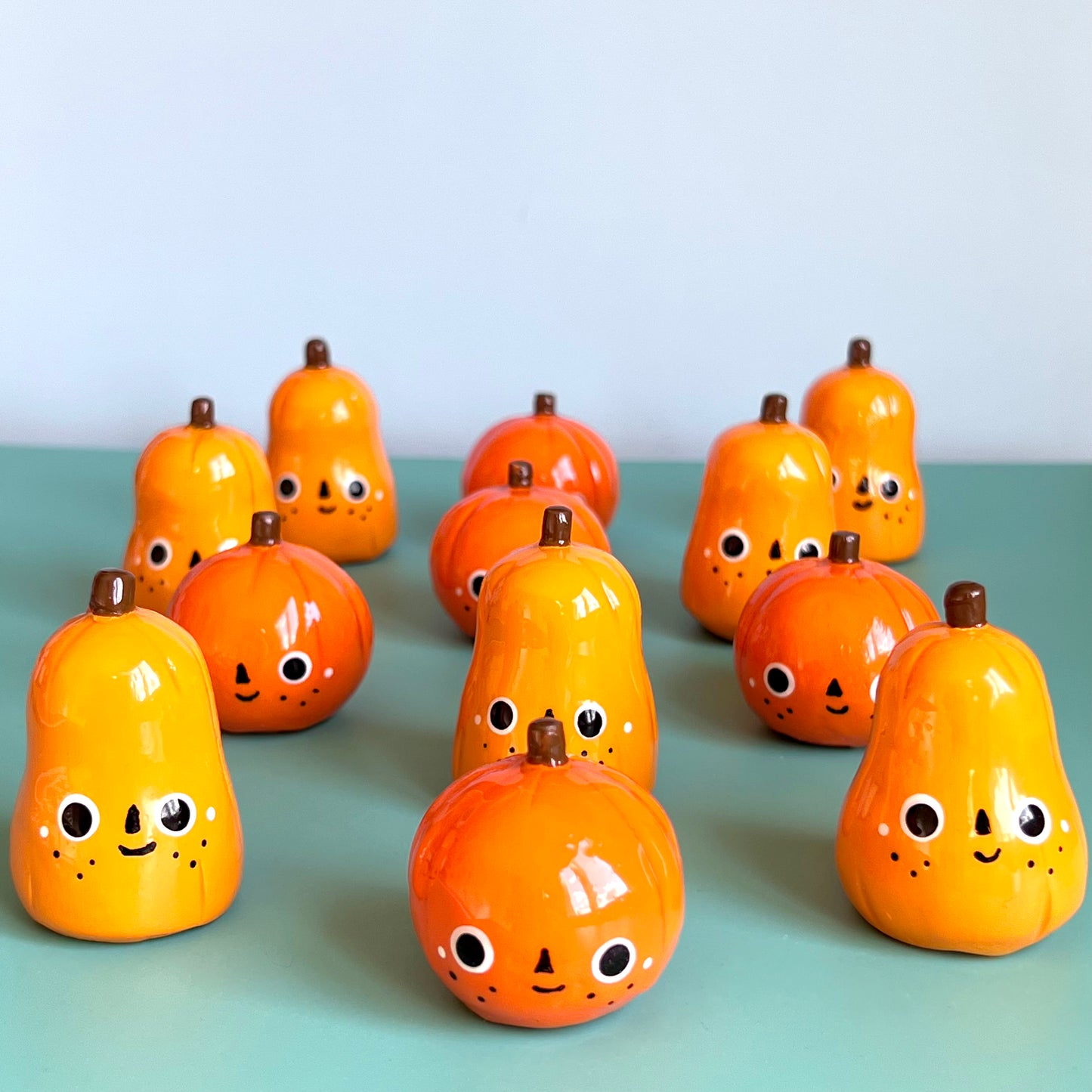 Pumpkin Desk Friend 02